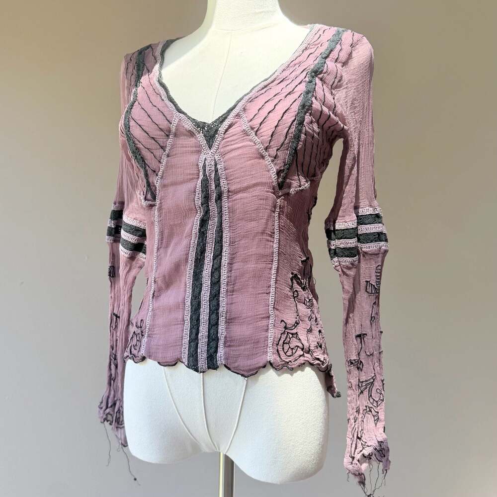 Vintage Age Mauve Sheer Crinkle Rayon Embroidered Boho Top - Picture 9 of 14